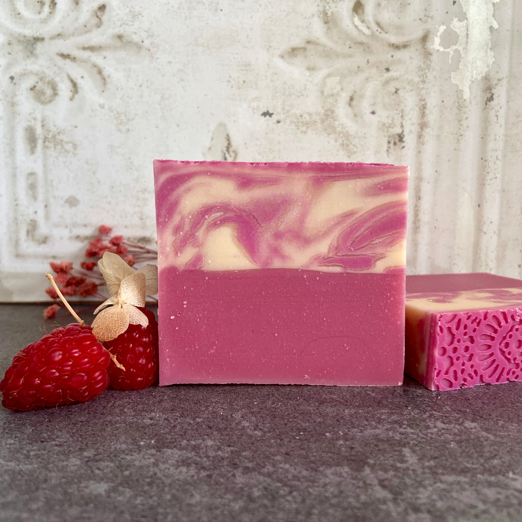 Raspberry & hibiscus soap